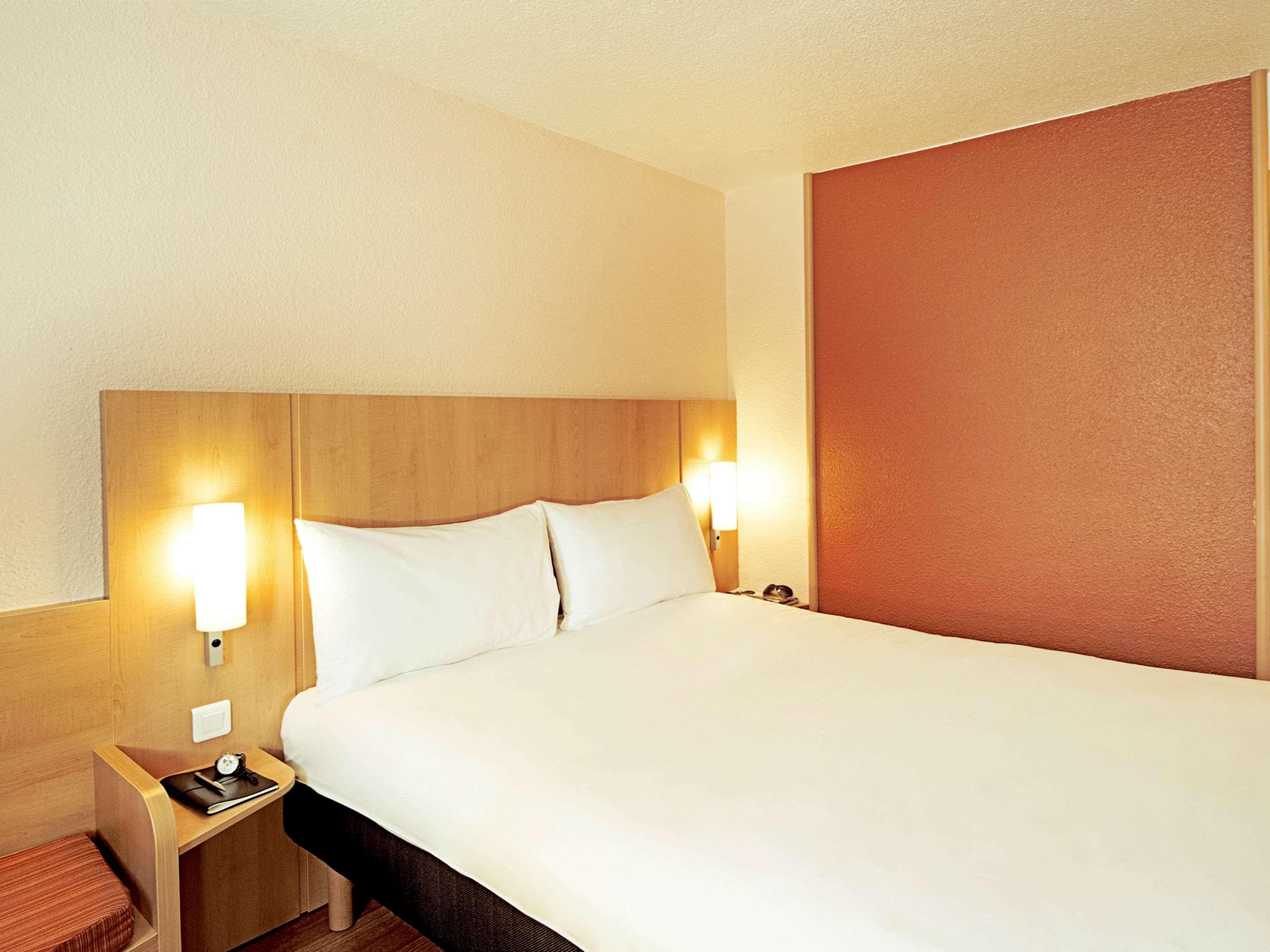Ibis Santiago Providencia Hotel ภายนอก รูปภาพ