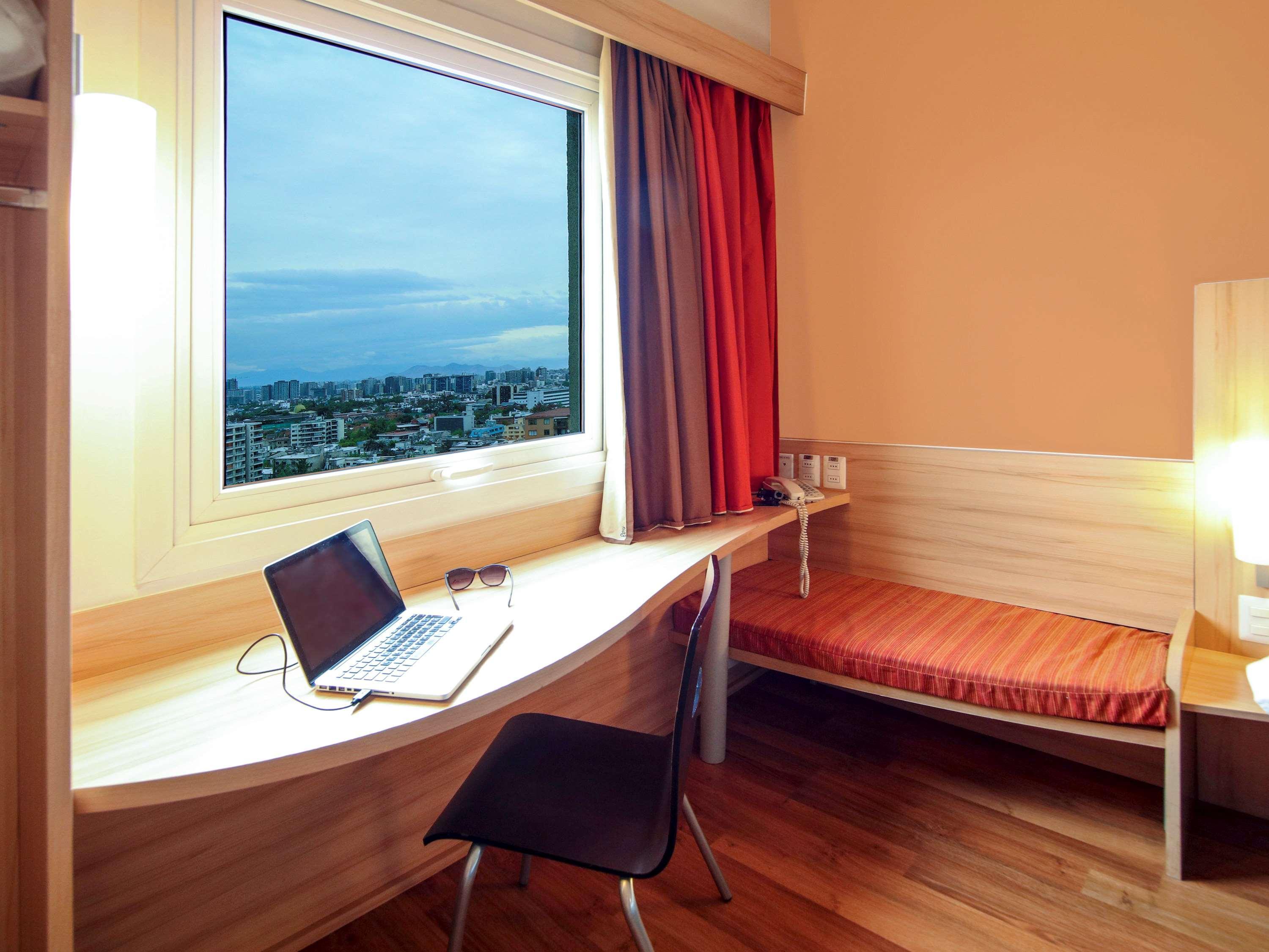 Ibis Santiago Providencia Hotel ภายนอก รูปภาพ