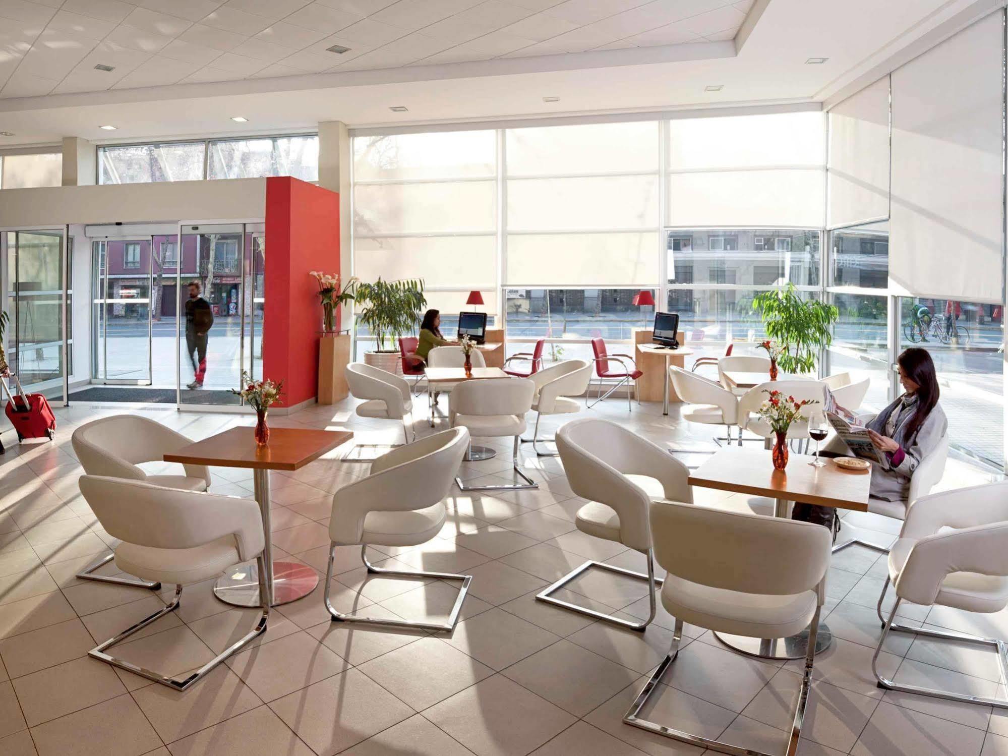 Ibis Santiago Providencia Hotel ภายนอก รูปภาพ