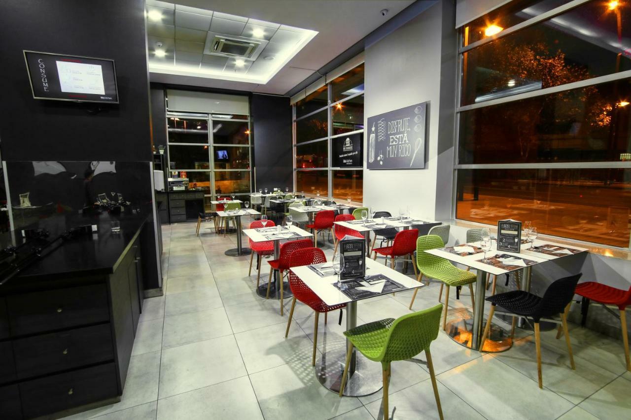 Ibis Santiago Providencia Hotel ภายนอก รูปภาพ